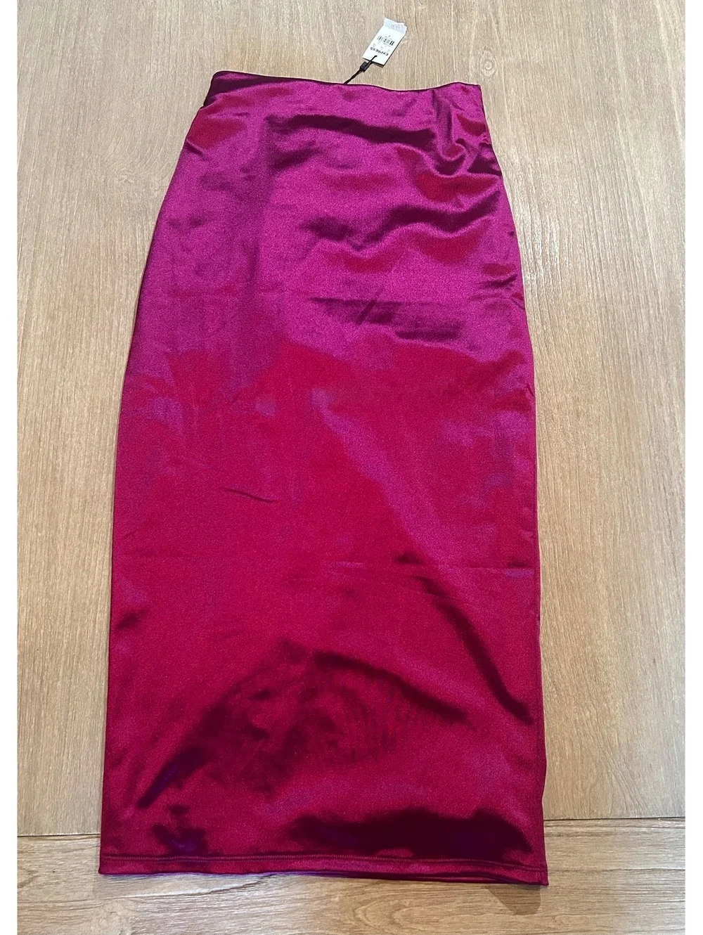 NWT Express Magenta 2-Piece Set – One-Shoulder Crop Top & Slit Midi Skirt Small